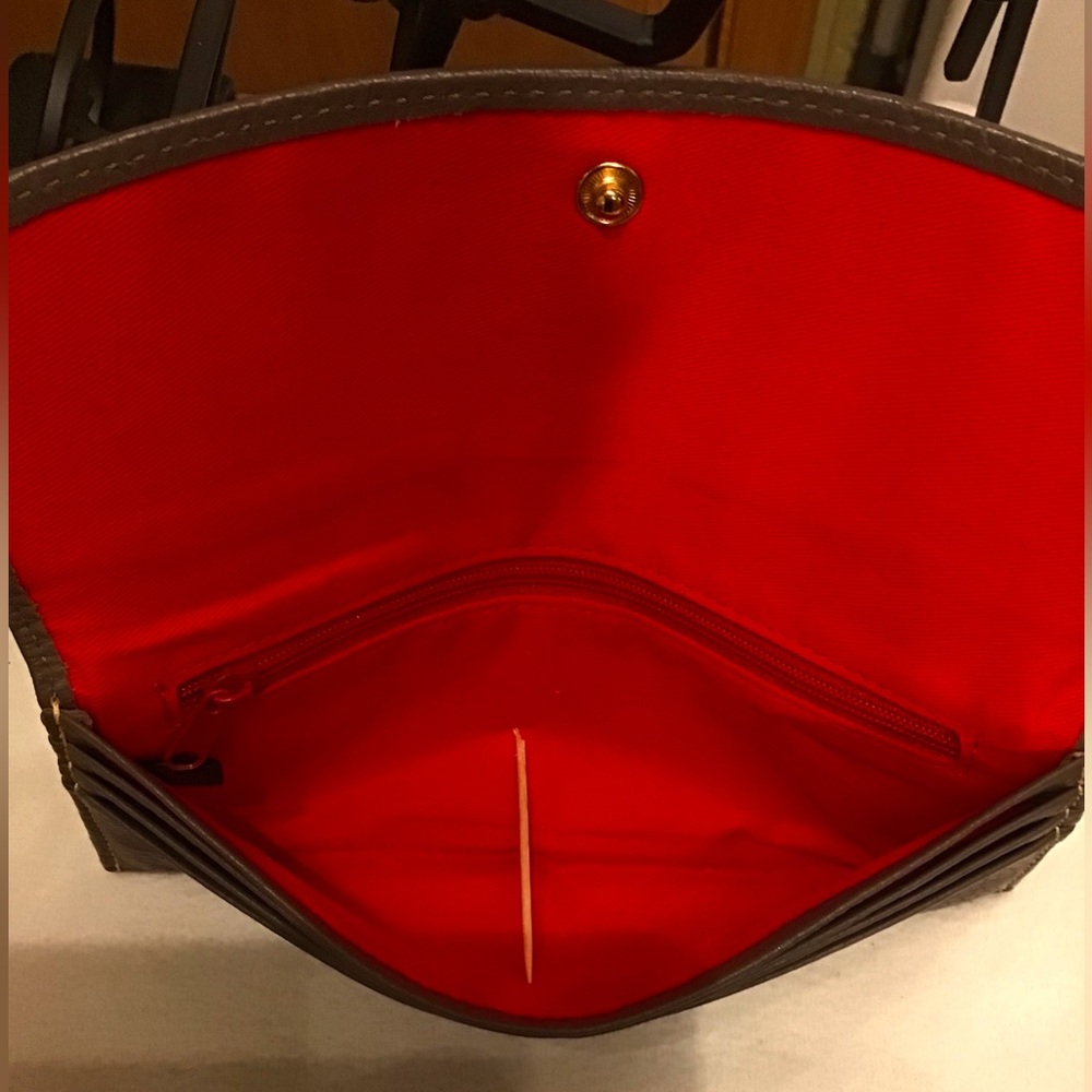 Dooney & Bourke Slim Bill And Credit Card Wallet Grey and Red interior - Picture 8 of 10